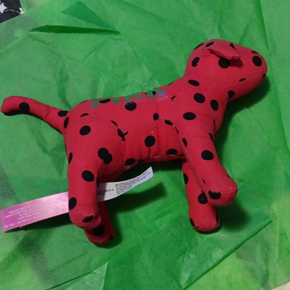 Adorable polka dot vs puppy!🐶! - Picture 5 of 5